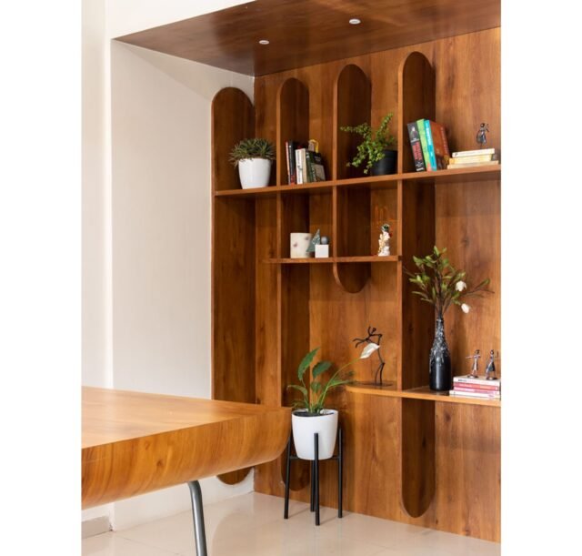 The Compact Office 4